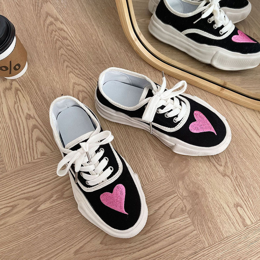 Heart Pattern Embroidered Canvas Sneakers