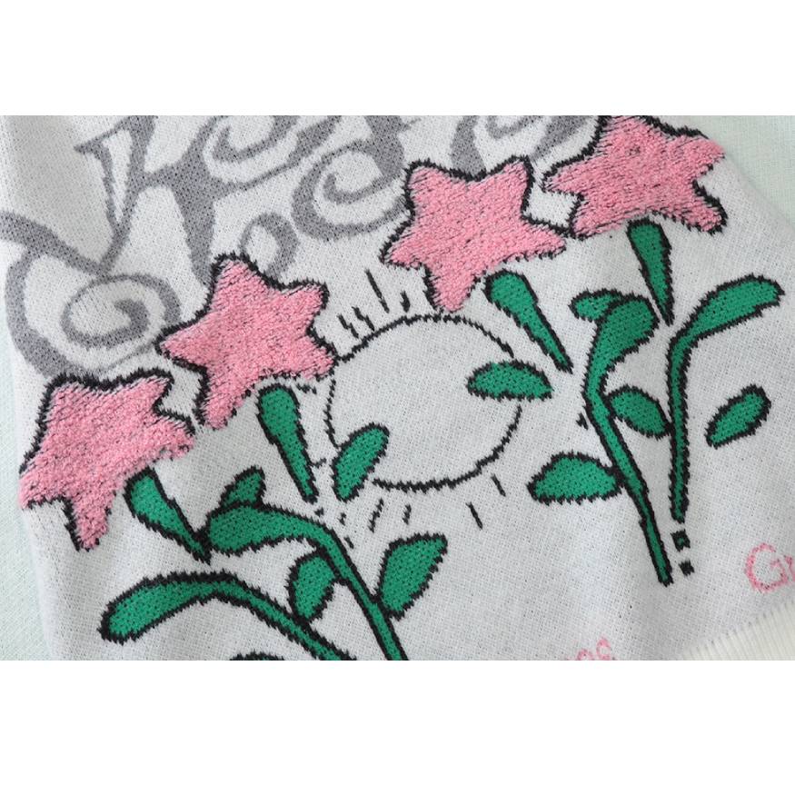 Star-shaped Flower Pattern Sweater