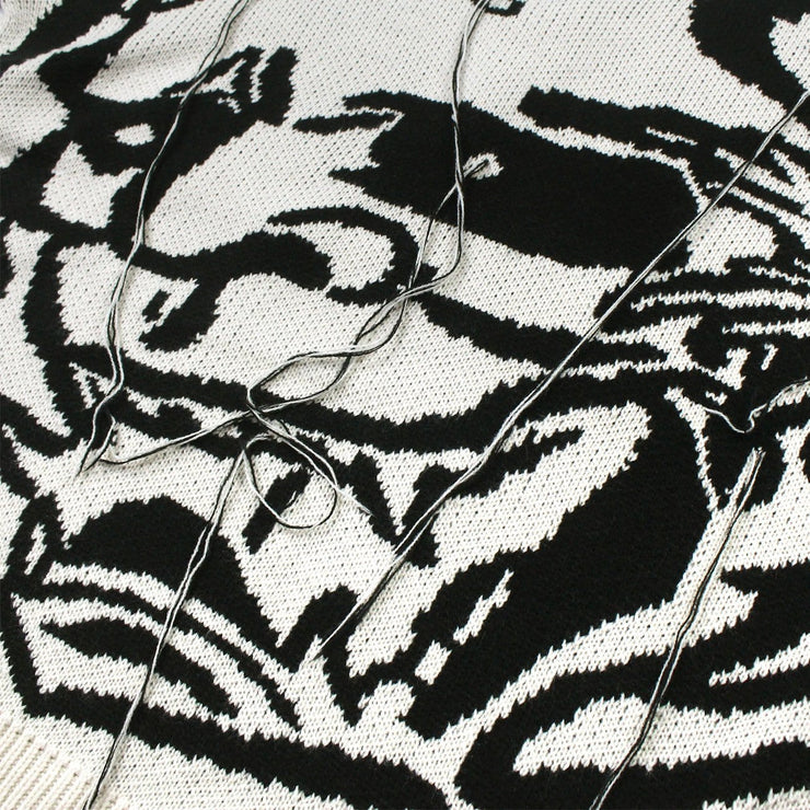 Dark Thread Tassel Graffiti Sweater