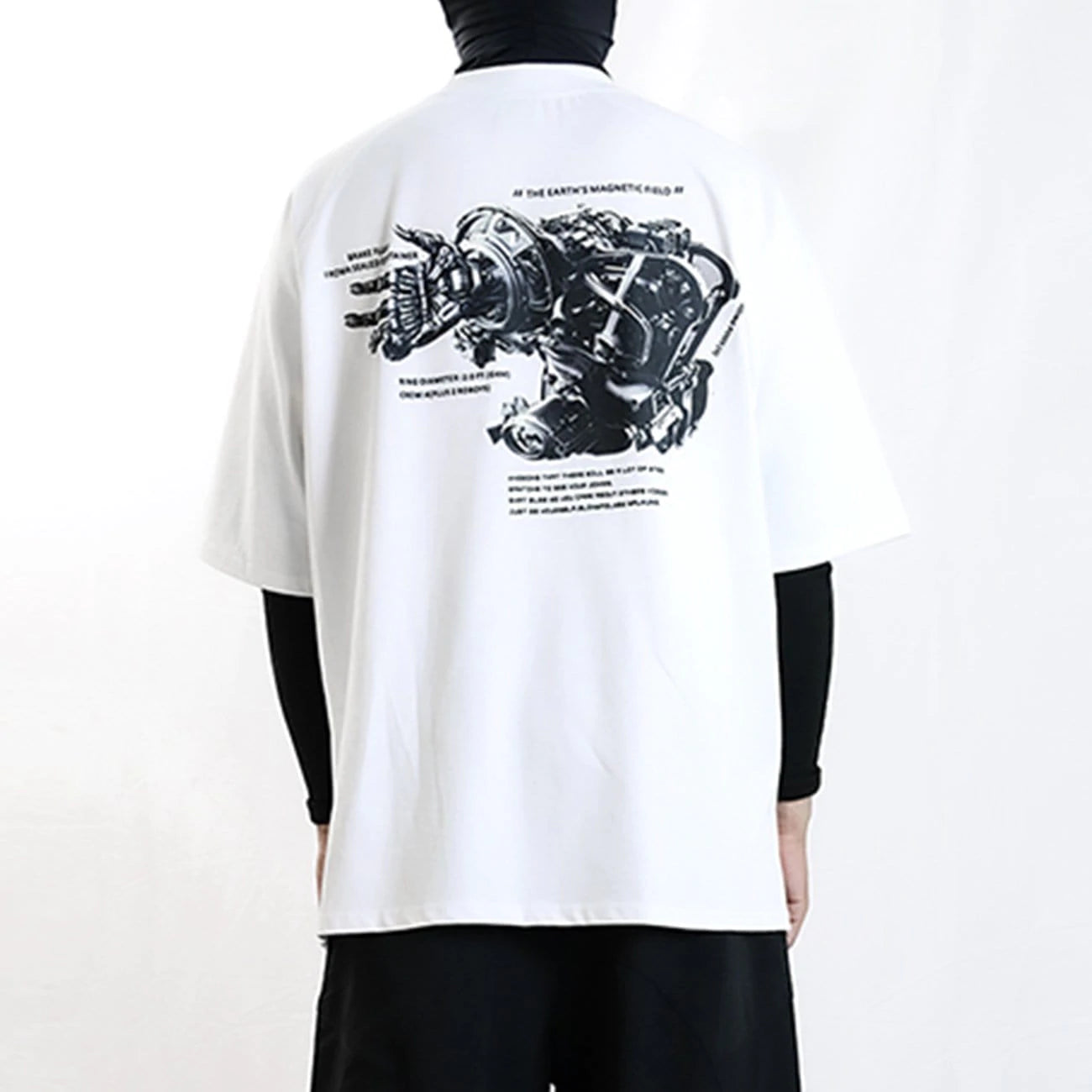 Three-dimensional Armed Mech Graphic T-Shirt
