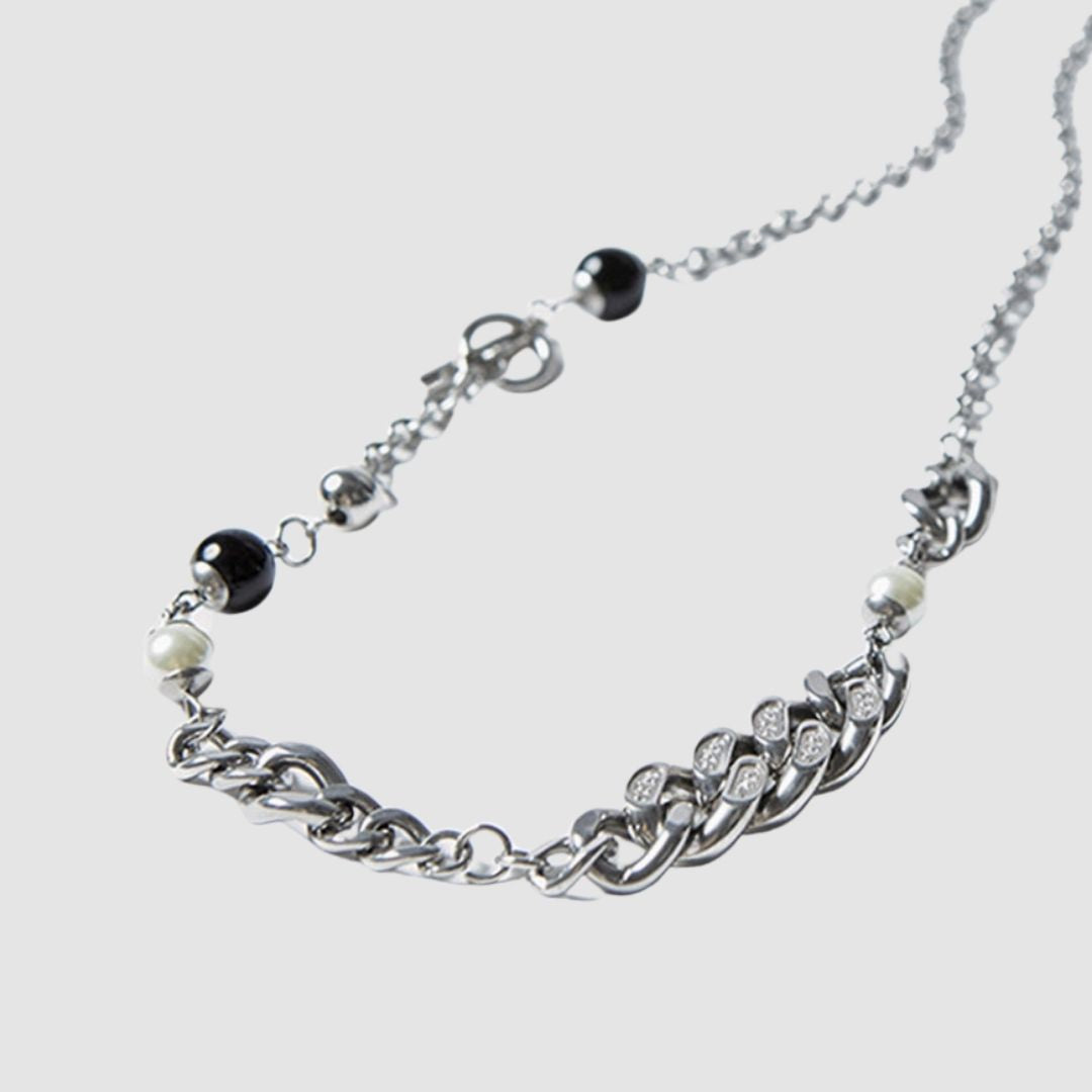 Pearl Stitching Diamond Necklace